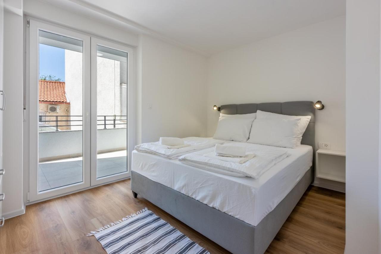 Luxury Lovorka 1 & 2**** Apartment Selce