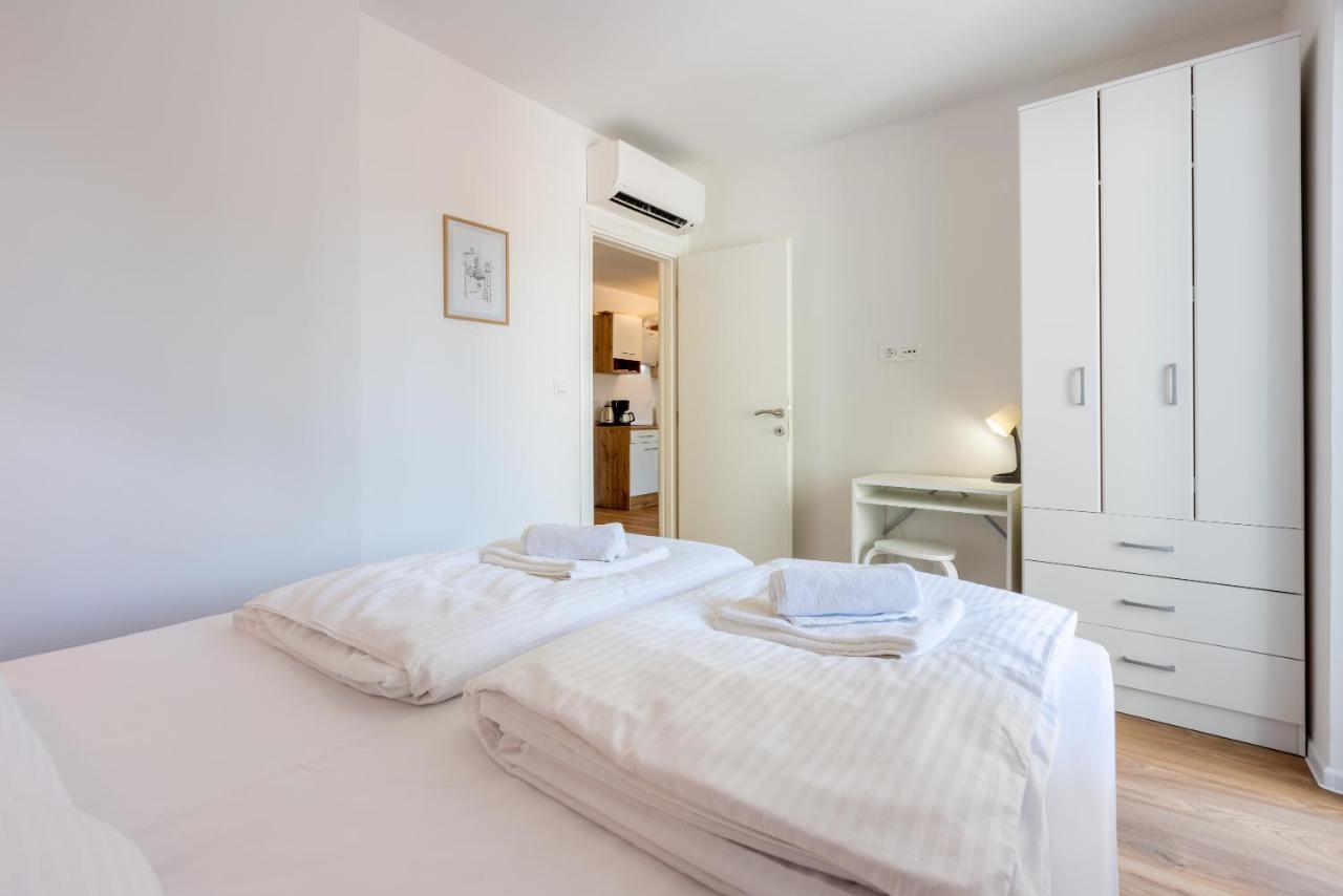 Luxury Lovorka 1 & 2**** Apartmán *